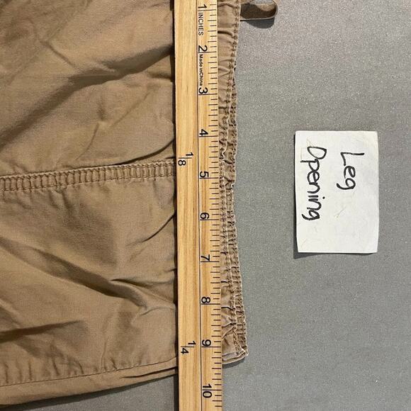 Cargo Bermuda Shorts Plus Size 22W Khaki Crop Pants Capris Utility Outdoors Y2K - Picture 10 of 10